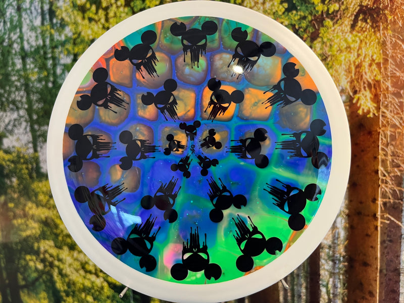 Laden Sie das Bild in Galerie -Viewer, Dimension Neutron Skull
