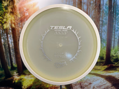 Tesla Model S<br> 9 | 5 | -1 | 2