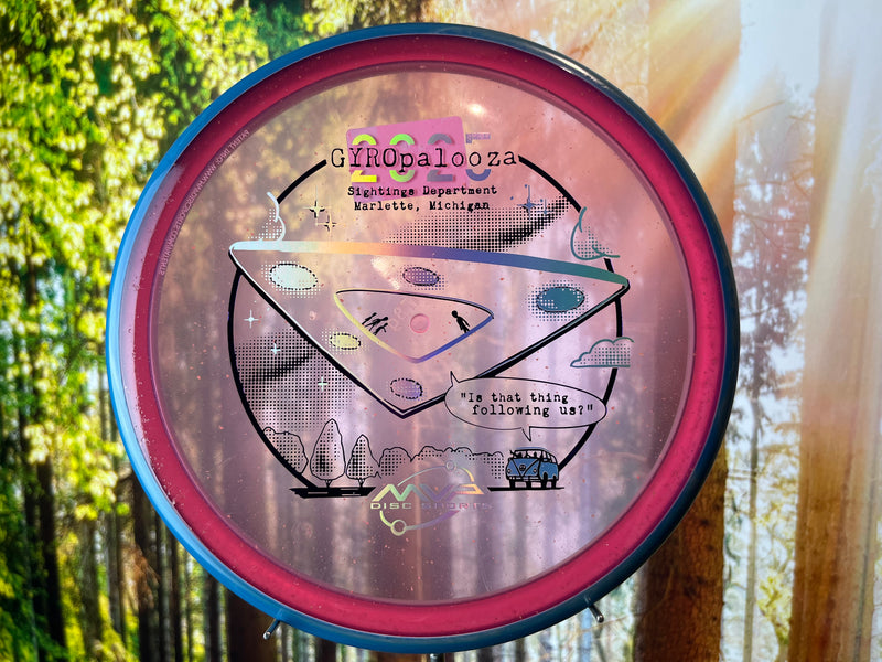 Indlæs billede i Gallery Viewer, Pyro Partical Glow Gyropalooza 2025

